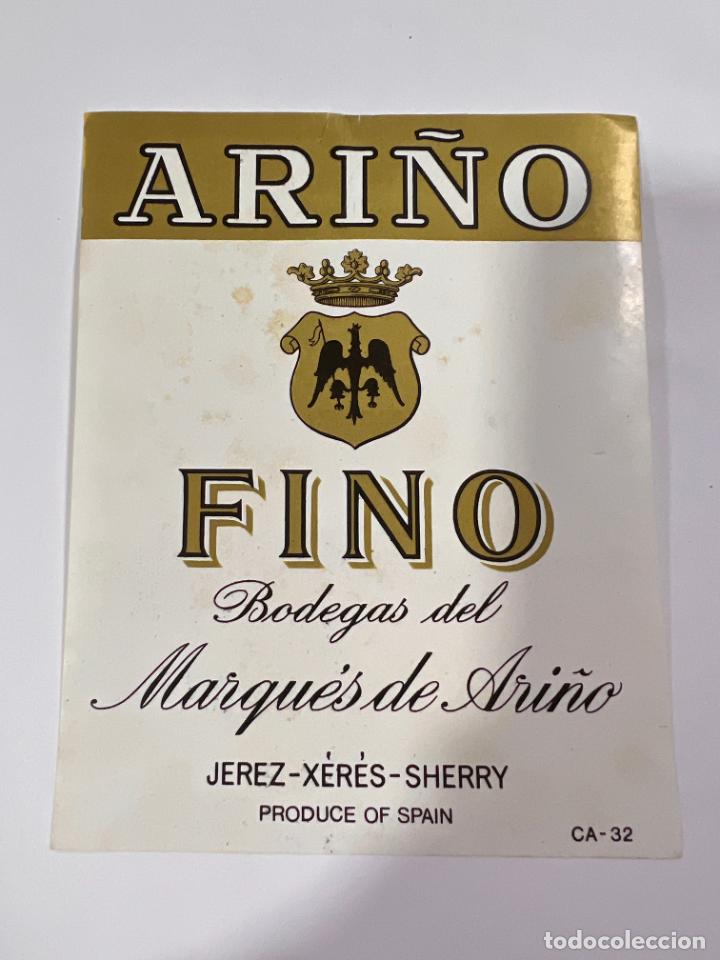 Etichette antiche: ETIQUETA. FINO. BODEGAS DEL MARQU&Eacute;S DE ARI&Ntilde;O. JEREZ. MEDIDAS APROX.: 12.5 X 10 CM