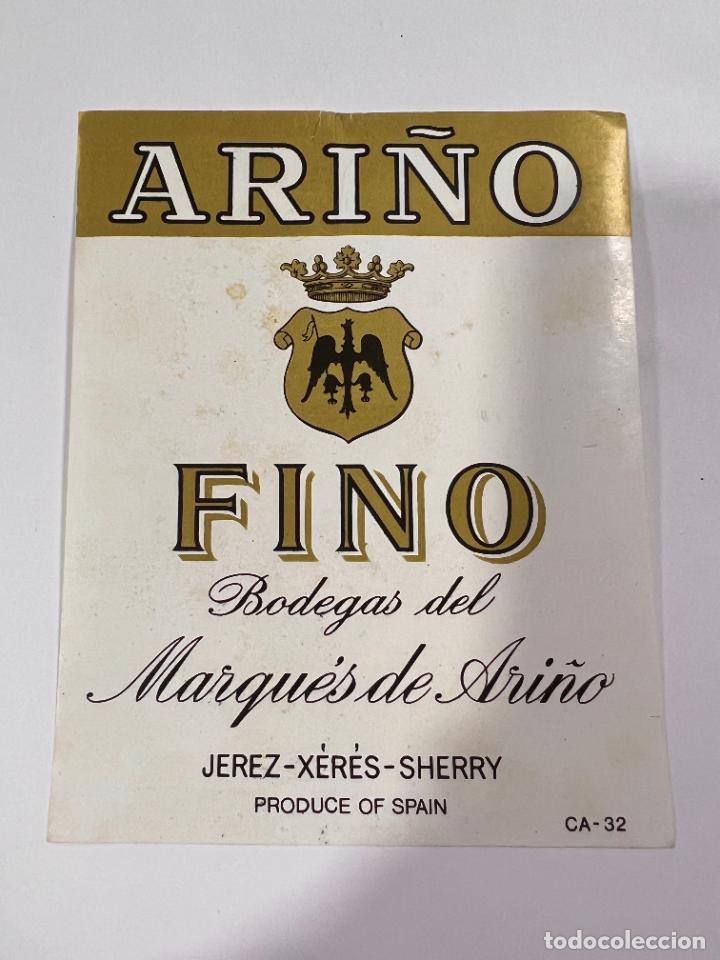 Etichette antiche: ETIQUETA. FINO. BODEGAS DEL MARQU&Eacute;S DE ARI&Ntilde;O. JEREZ. MEDIDAS APROX.: 12.5 X 10 CM