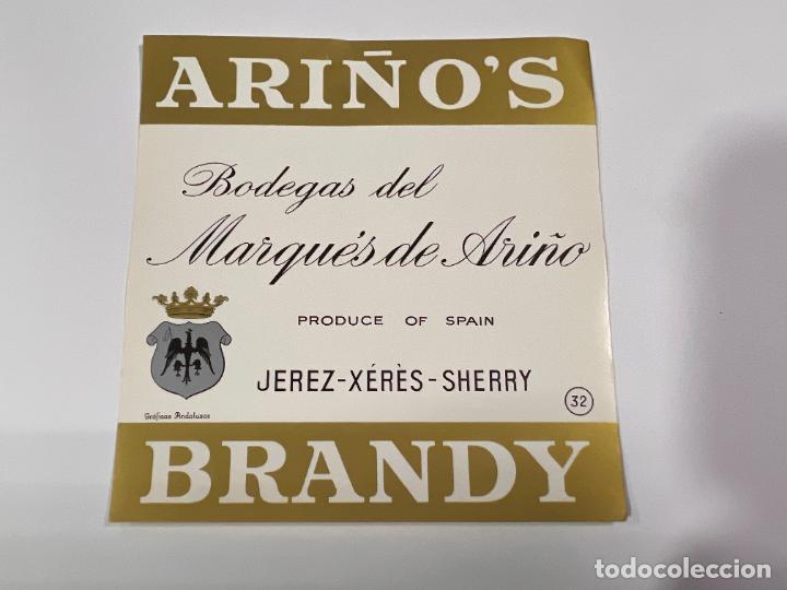 Etichette antiche: ETIQUETA. BRANDY. BODEGAS DEL MARQU&Eacute;S DE ARI&Ntilde;O. JEREZ. MEDIDAS APROX.: 11.5 X 11 CM