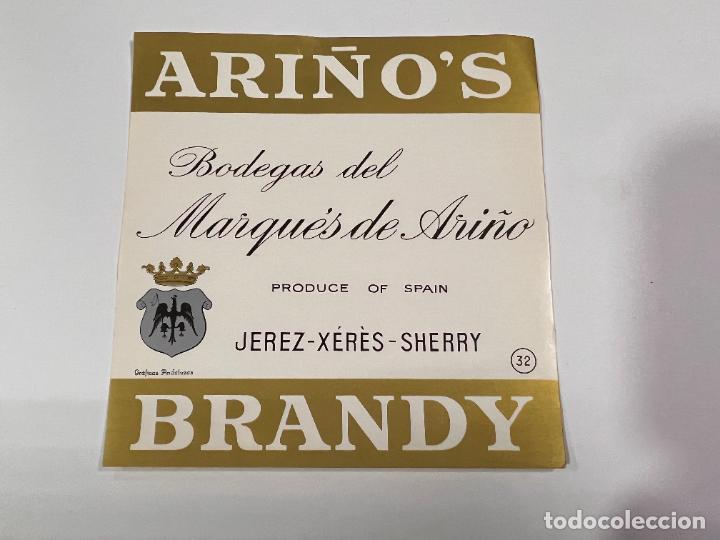 Etichette antiche: ETIQUETA. BRANDY. BODEGAS DEL MARQU&Eacute;S DE ARI&Ntilde;O. JEREZ. MEDIDAS APROX.: 11.5 X 11 CM