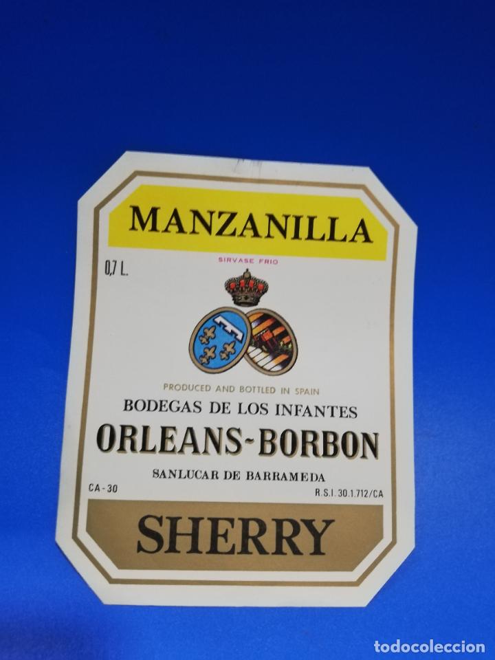 Alte Etiketten: ETIQUETA. BODEGAS DE LOS INFANTES. ORLEANS-BORBON. MANZANILLA. SHERRY. SANLUCAR DE BARRAMEDA.