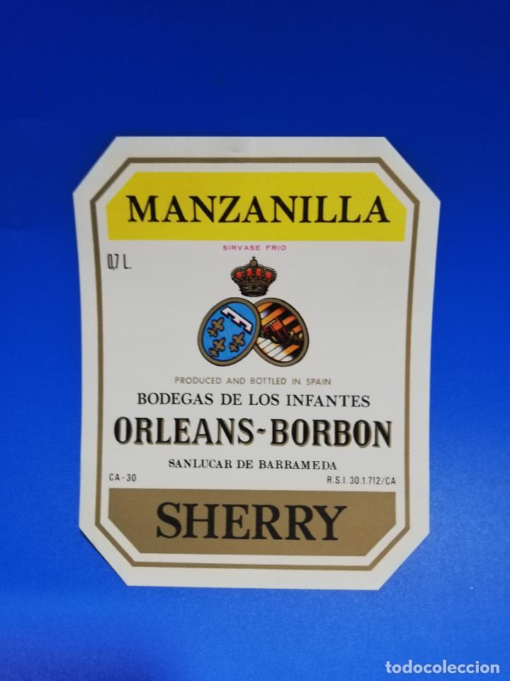 Alte Etiketten: ETIQUETA. BODEGAS DE LOS INFANTES. ORLEANS-BORBON. MANZANILLA. SHERRY. SANLUCAR DE BARRAMEDA.