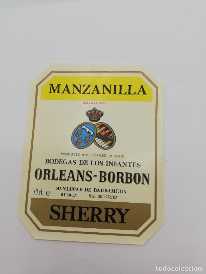 Alte Etiketten: ETIQUETA. MANZANILLA. BODEGAS DE LOS INFANTES ORLEANS-BORBON. SHERRY. SANLUCAR DE BARRAMEDA.