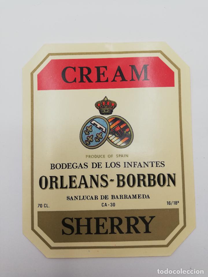 Alte Etiketten: ETIQUETA. CREAM. BODEGAS DE LOS INFANTES ORLEANS-BORBON. SHERRY. SANLUCAR DE BARRAMEDA.