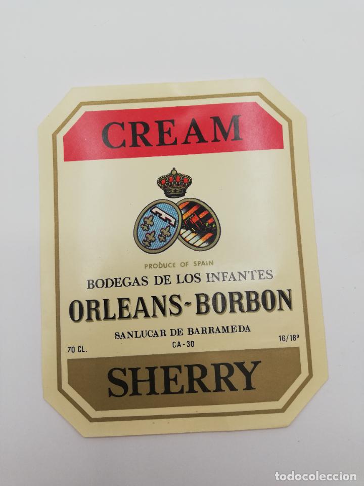 Alte Etiketten: ETIQUETA. CREAM. BODEGAS DE LOS INFANTES ORLEANS-BORBON. SHERRY. SANLUCAR DE BARRAMEDA.