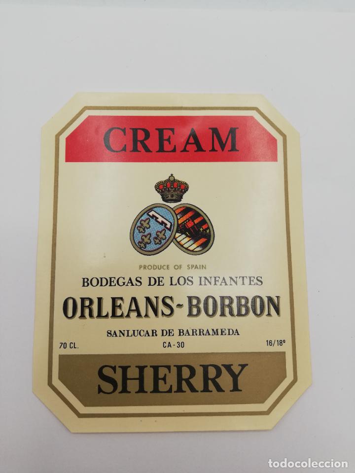 Alte Etiketten: ETIQUETA. CREAM. BODEGAS DE LOS INFANTES ORLEANS-BORBON. SHERRY. SANLUCAR DE BARRAMEDA.