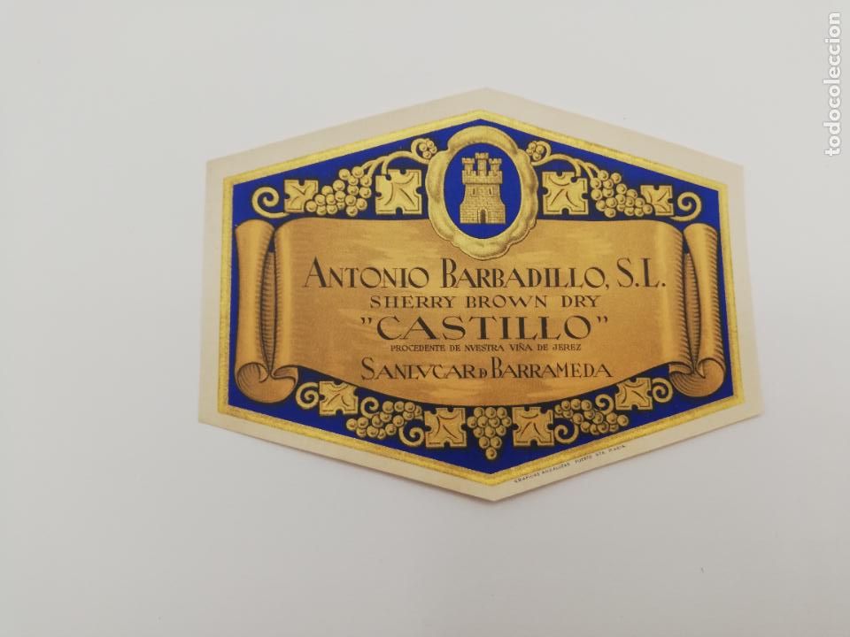 Alte Etiketten: ETIQUETA. ANTONIO BARBADILLO. SHERRY BROWN DRY. CASTILLO. SANLUCAR DE BARRAMEDA.
