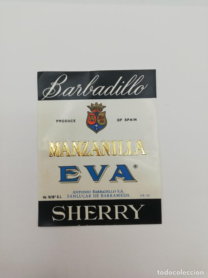 Alte Etiketten: ETIQUETA. BARBADILLO. MANZANILLA EVA. ANTONIO BARBADILLO. SHERRY. SANLUCAR DE BARRAMEDA.