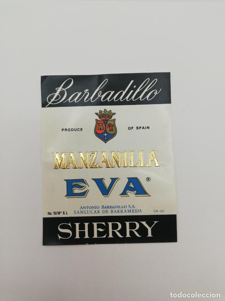 Alte Etiketten: ETIQUETA. BARBADILLO. MANZANILLA EVA. ANTONIO BARBADILLO. SHERRY. SANLUCAR DE BARRAMEDA.