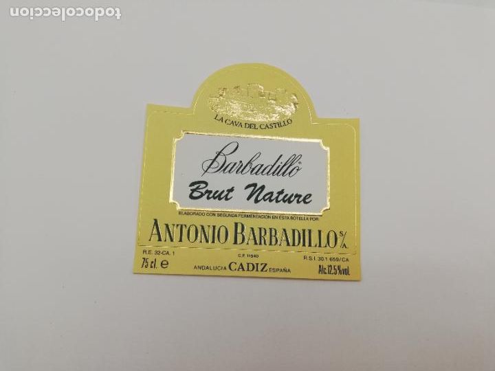 Etichette antiche: ETIQUETA. BARBADILLO. BRUT NATURE. ANTONIO BARBADILO. LA CAVA DEL CASTILLO. CADIZ.