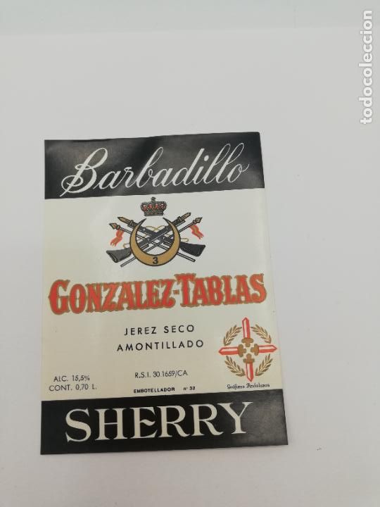 Alte Etiketten: ETIQUETA. BARBADILLO. GONZALEZ-TABLAS. JEREZ SECO AMONTILLADO. SHERRY.