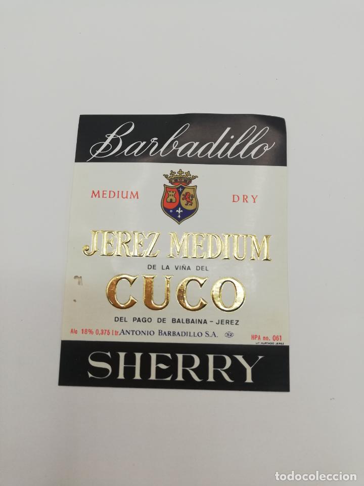 Alte Etiketten: ETIQUETA. BARBADILLO. JEREZ MEDIUM. CUCO. ANTONIO BARBADILLO. SHERRY.