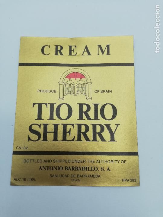 Old Labels: ETIQUETA. CREAM. TIO RIO SHERRY. ANTONIO BARBADILLO. SANLUCAR DE BARRAMEDA.