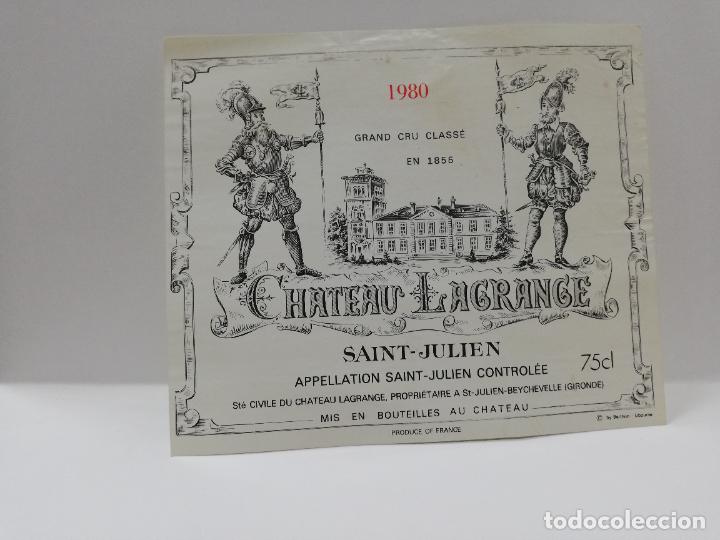 Etiquetas antiguas: ETIQUETA DE VINO. UNIFORME MILITAR. CHATEAU LAGRANGE. 1980. MEDIDAS : 10 X 12 CM APROX.