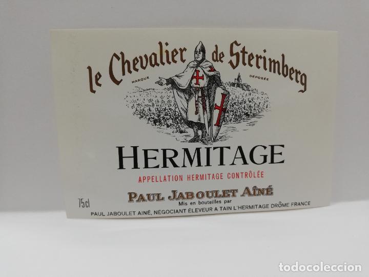 Etiquetas antiguas: ETIQUETA DE VINO. UNIFORME MILITAR. HERMITAGE. LE CHEVALIER DE STERIMBERG. MEDIDAS : 8 X 12 CM APROX