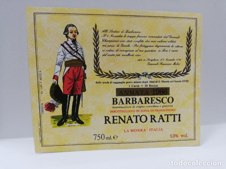 Etiquetas antiguas: ETIQUETA DE VINO. UNIFORME MILITAR. BARBARESCO. RENATO RATTI. 1986. MEDIDAS : 10 X 13 CM APROX