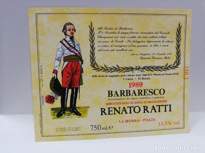 Etiquetas antiguas: ETIQUETA DE VINO. UNIFORME MILITAR. BARBARESCO. RENATO RATTI. 1989. MEDIDAS : 11 X 13 CM APROX