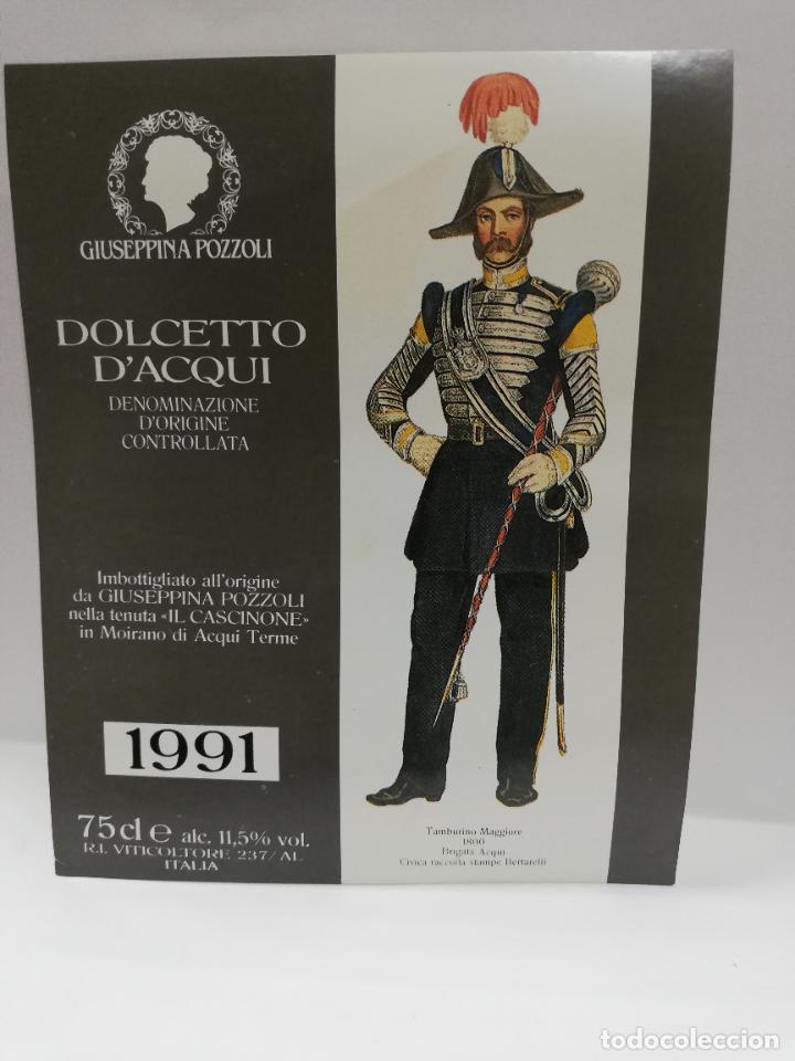 Etiquetas antiguas: ETIQUETA DE VINO. UNIFORME MILITAR. DOLCETTO D&acute;ACQUI. 1991. MEDIDAS : 14 X 11 CM APROX