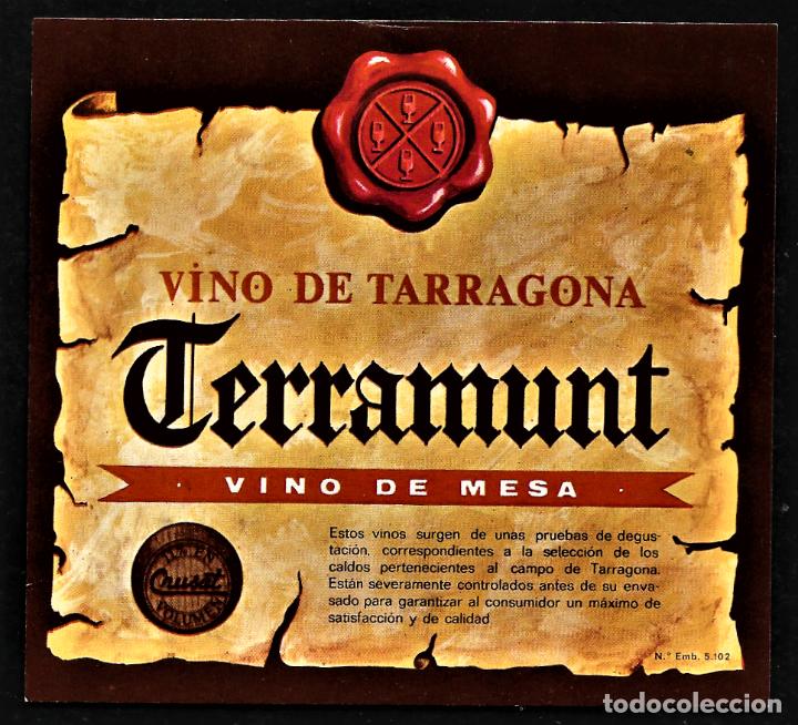 Etiquetas antiguas: ETIQUETA VINO- VINO DE MESA - TERRAMUNT- TAMA&Ntilde;O 11.5 x 10 CM