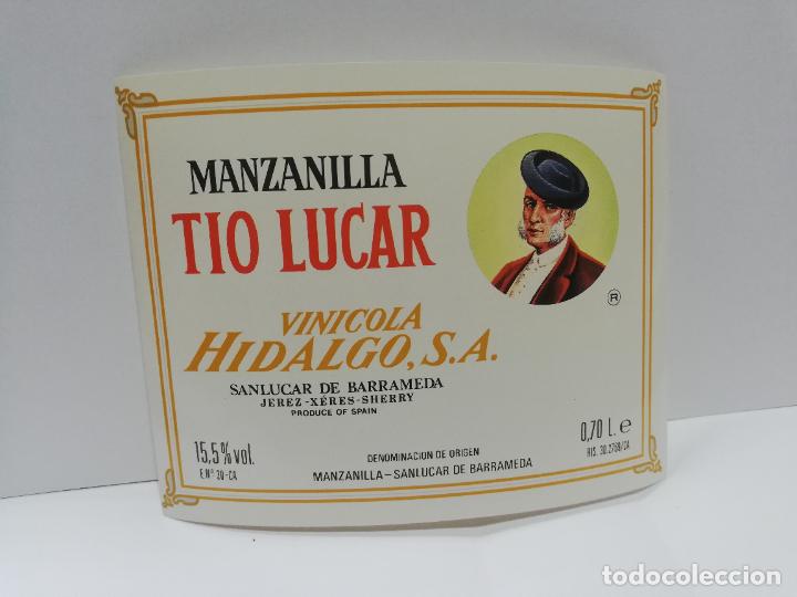 Etiquetas antiguas: ETIQUETA DE VINO. MANZANILLA TIO LUCAR. VINICOLA HIDALGO, S.A. SANLUCAR DE BARRAMEDA.