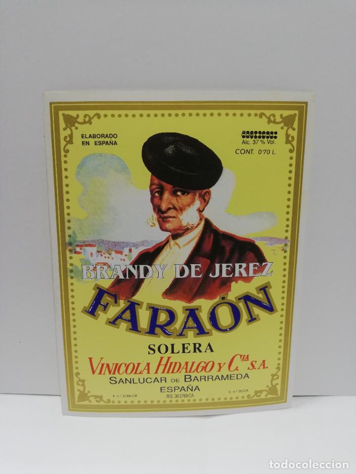 Etiquetas antiguas: ETIQUETA DE VINO. BRANDY DE JEREZ, FARAON. SOLERA. VINICOLA HIDALGO Y CIA. SANLUCAR DE BARRAMEDA.