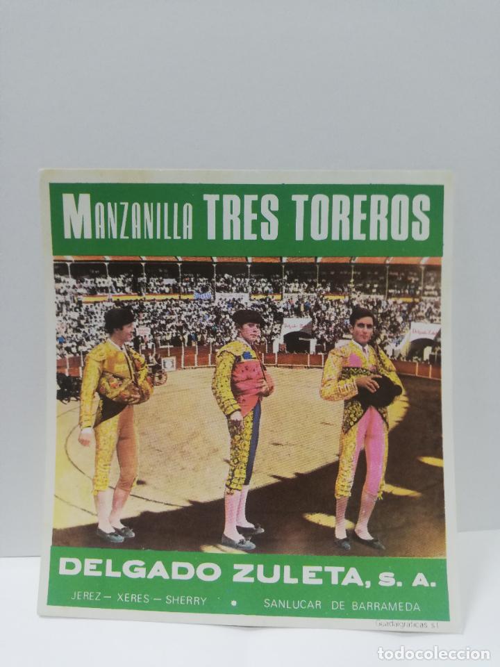 Etiquetas antiguas: ETIQUETA DE VINO. MANZANILLA TRES TOREROS. DELGADO ZULETA, S. A.