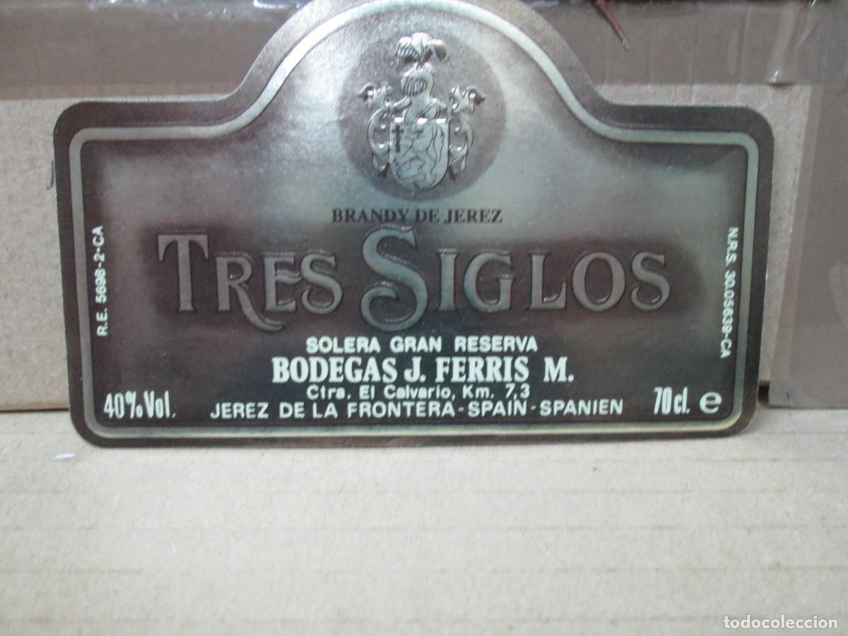 Etiquetas antiguas: ANTIGUA ETIQUETA, BRANDY JEREZ TRES SIGLOS