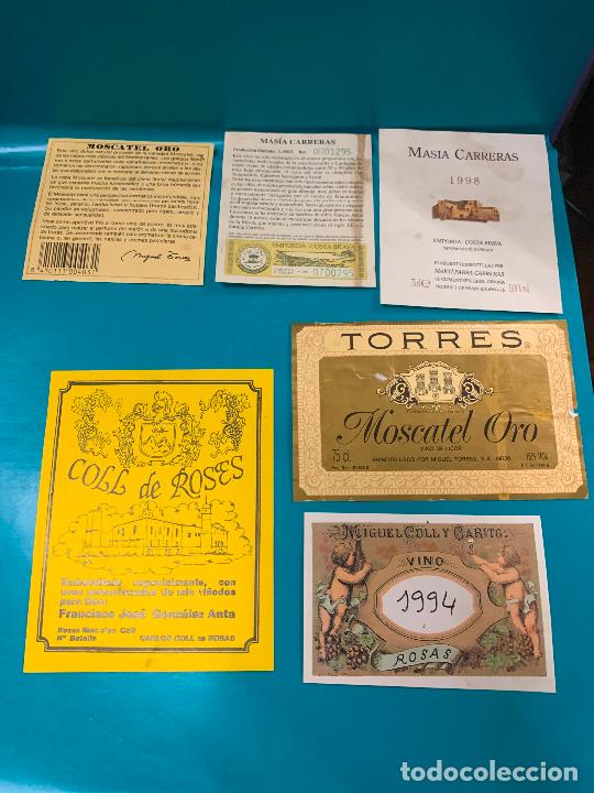 Etiquetas antiguas: Lote de etiquetas de vino, licor o champan&hellip; lo que se ve en la foto