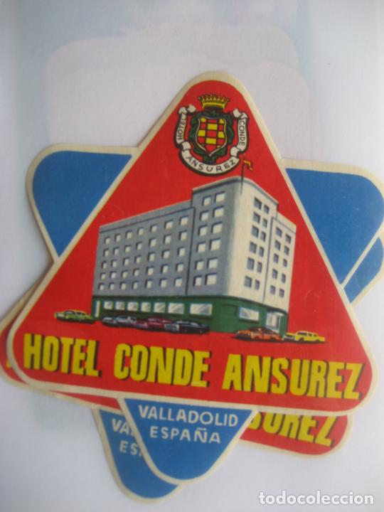 Etiquetas antiguas: Hotel Conde Ansurez. Valladolid. 11 x 10 cm.