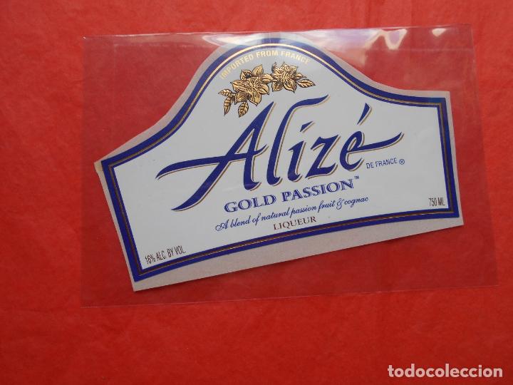 Etiquetas antiguas: Etiqueta de vino aliz&eacute; gold passi&oacute;n