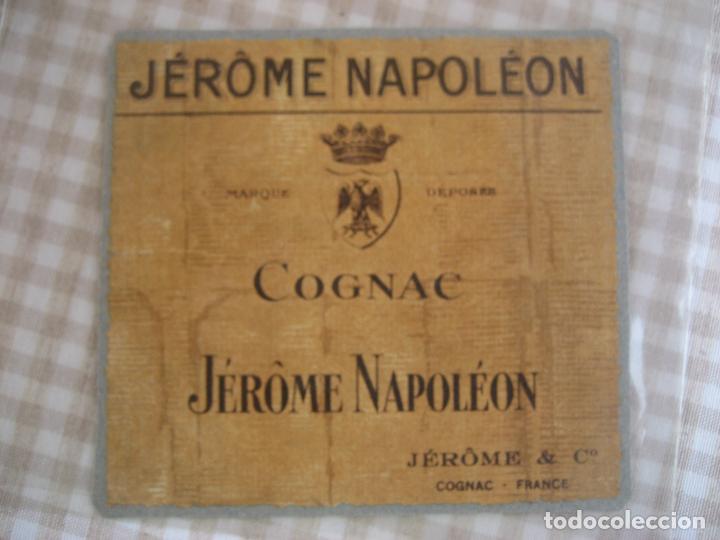 Etiquetas antiguas: Cognac J&eacute;rome Napol&eacute;on. Antigua etiqueta. 10 x 11 cm.
