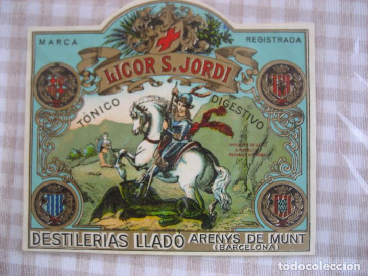 Etiquetas antigas: Licor S. Jordi. Destilerias Llad&oacute;. Arenys de Mar. 11 x 10 cm.