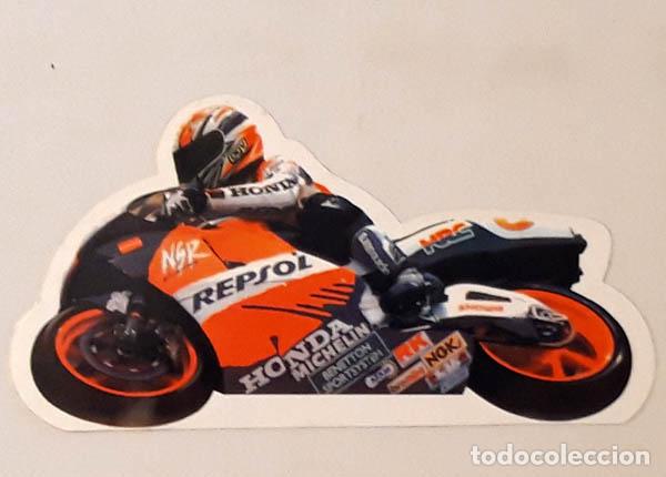 Etiquetas antiguas: Moto Repsol Honda Michelin, etiqueta 234