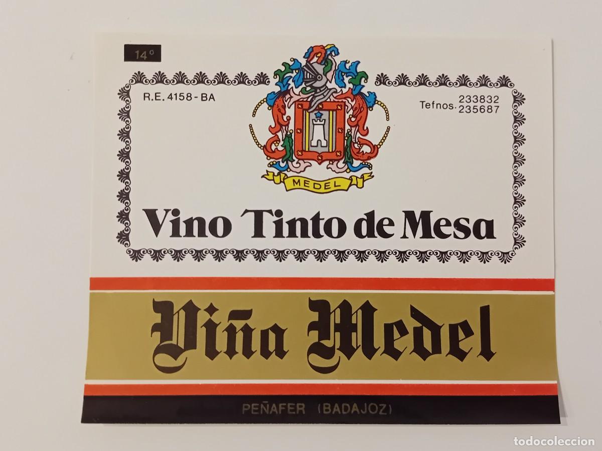 Etiquetas antiguas: ETIQUETA VINO TINTO DE MESA VI&Ntilde;A MEDEL