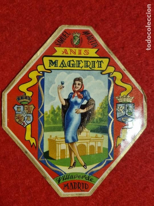 Etichette antiche: ANTIGUA ETIQUETA ANIS MAGERIT SAMUEL MARTIN VILLAVERDE MADRID CON RELIEVE GRANDE ORIGINAL ER 472