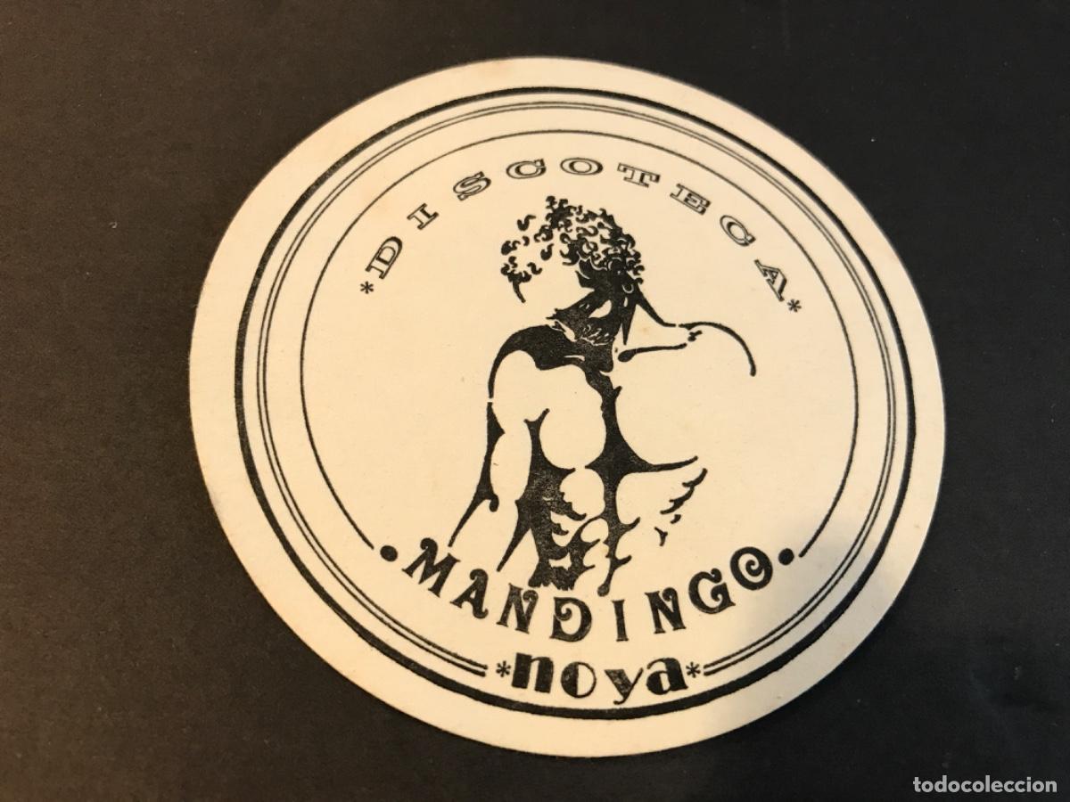 Old Labels: POSAVASOS. DISCOTECA MANDINGO. NOYA (CORU&Ntilde;A) 9CM