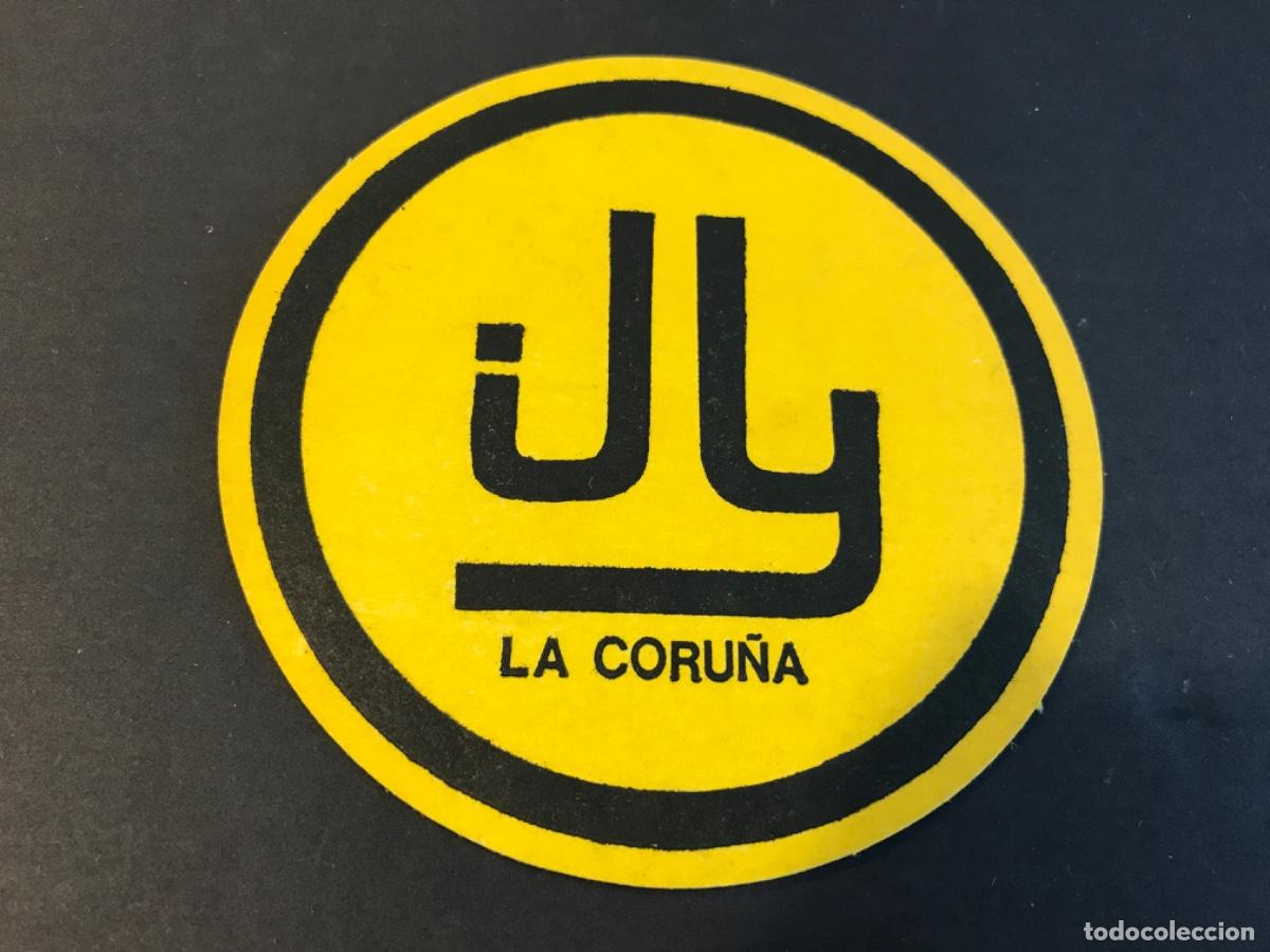 Old Labels: POSAVASOS. (CORU&Ntilde;A) 9,5CM