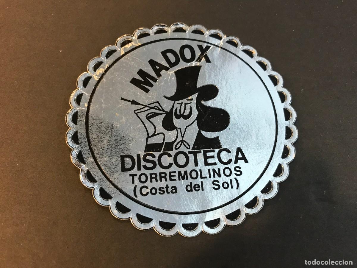 Old Labels: POSAVASOS. DISCOTECA MADOX. TORREMOLINOS. 9 CM