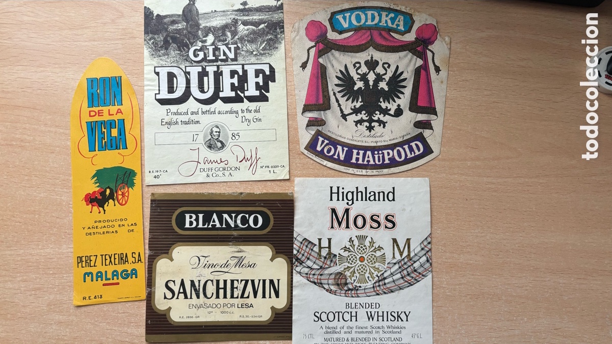 Etiquetas antiguas: Lote de 22 etiquetas de botellas - Foto 2