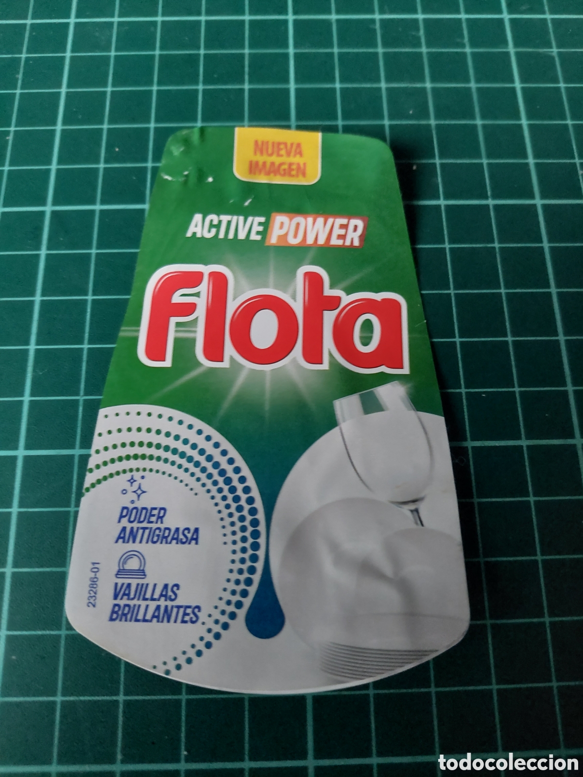Etichette antiche: 750 ml flota, persan,sa etiqueta
