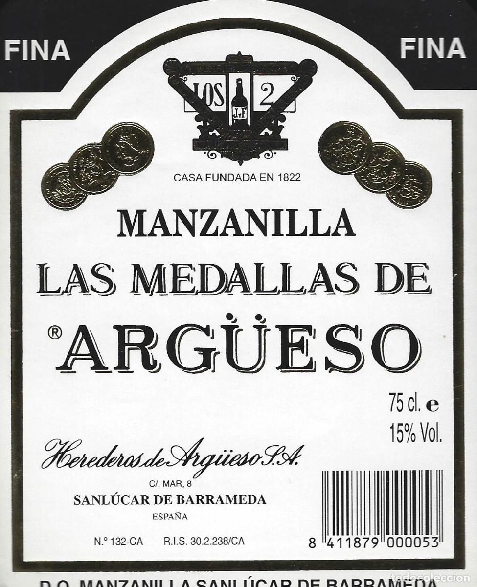 Etiquetas antiguas: E2104 BODEGAS HEREDEROS DE ARGUESO-MANZANILLA LAS MEDALLAS DE ARGUESO-0.375L-15%