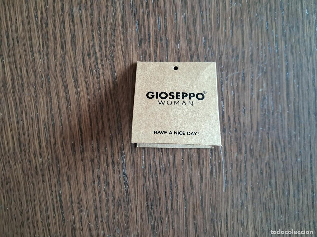 Alte Etiketten: etiqueta de ropa, gioseppo woman.