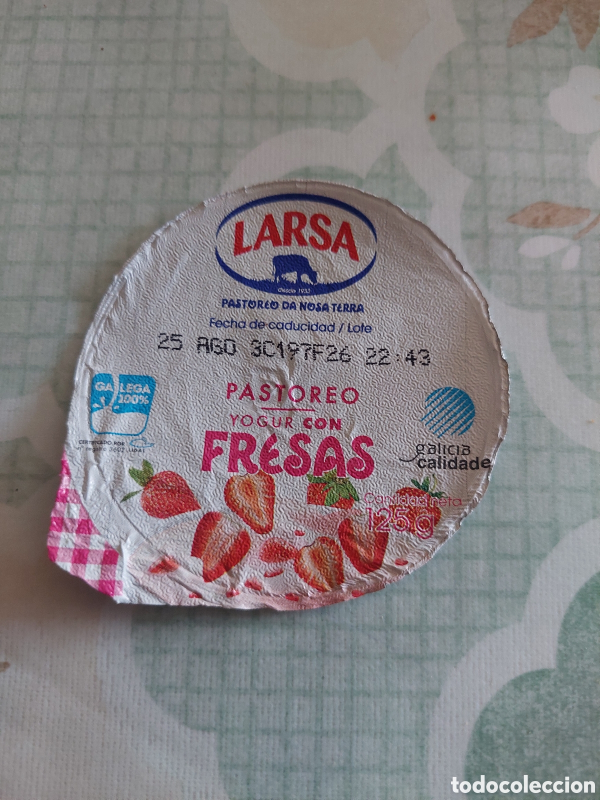 &Eacute;tiquettes anciennes: ETIQUETA LARSA YOGURES FRESAS PASTOREO GALICIA
