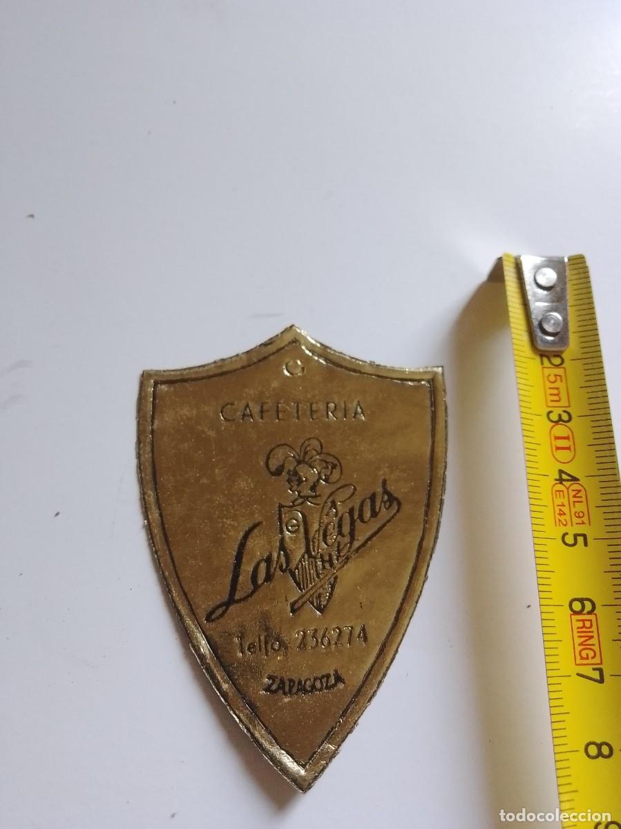 Etiquetas antigas: Cafeter&iacute;a las vegas, Zaragoza,a&ntilde;os 50,60, de una vieja imprenta