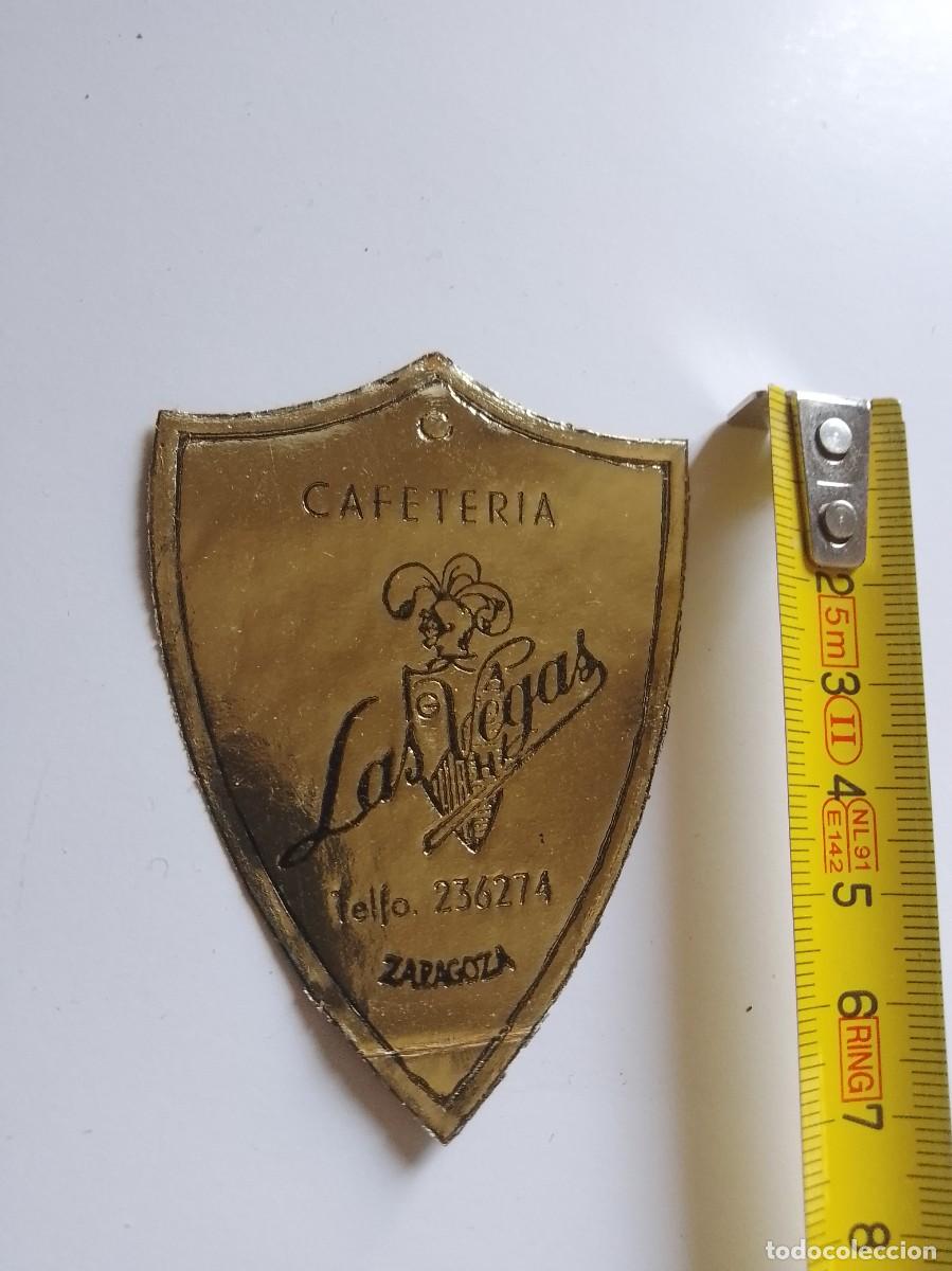 Etiquetas antigas: Cafeter&iacute;a las vegas, Zaragoza,a&ntilde;os 50,60, de una vieja imprenta