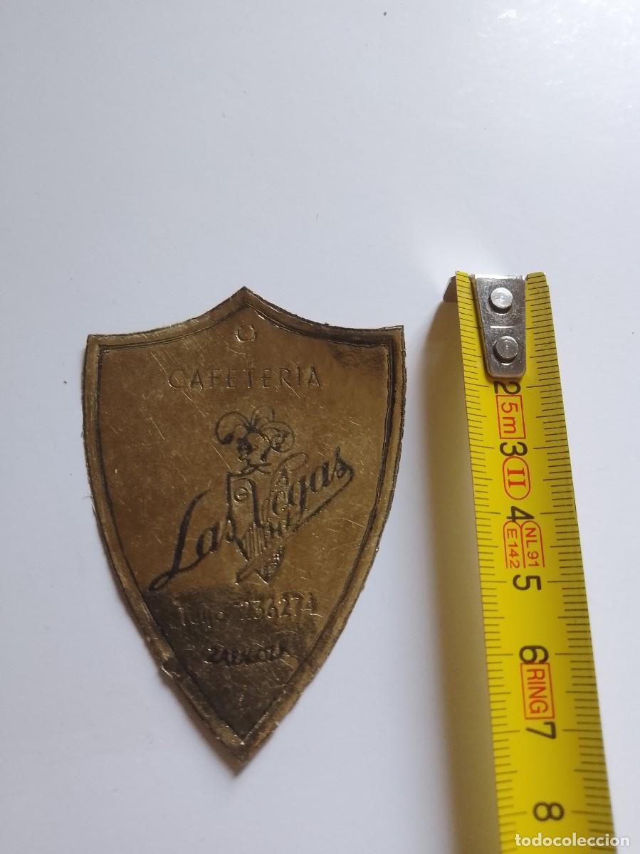 Etiquetas antigas: Cafeter&iacute;a las vegas, Zaragoza,a&ntilde;os 50,60, de una vieja imprenta