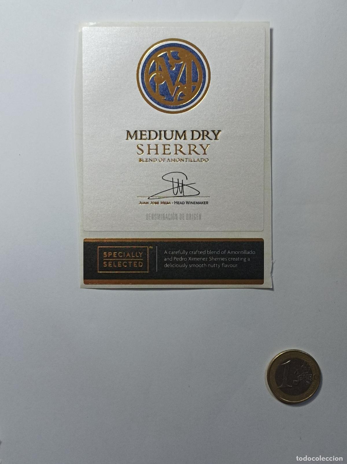 Etichette antiche: MEDIUM DRY SHERRY. JUAN JOSE MESA. ETIQUETA ANTIGUA LICOR. SIN PEGAR.