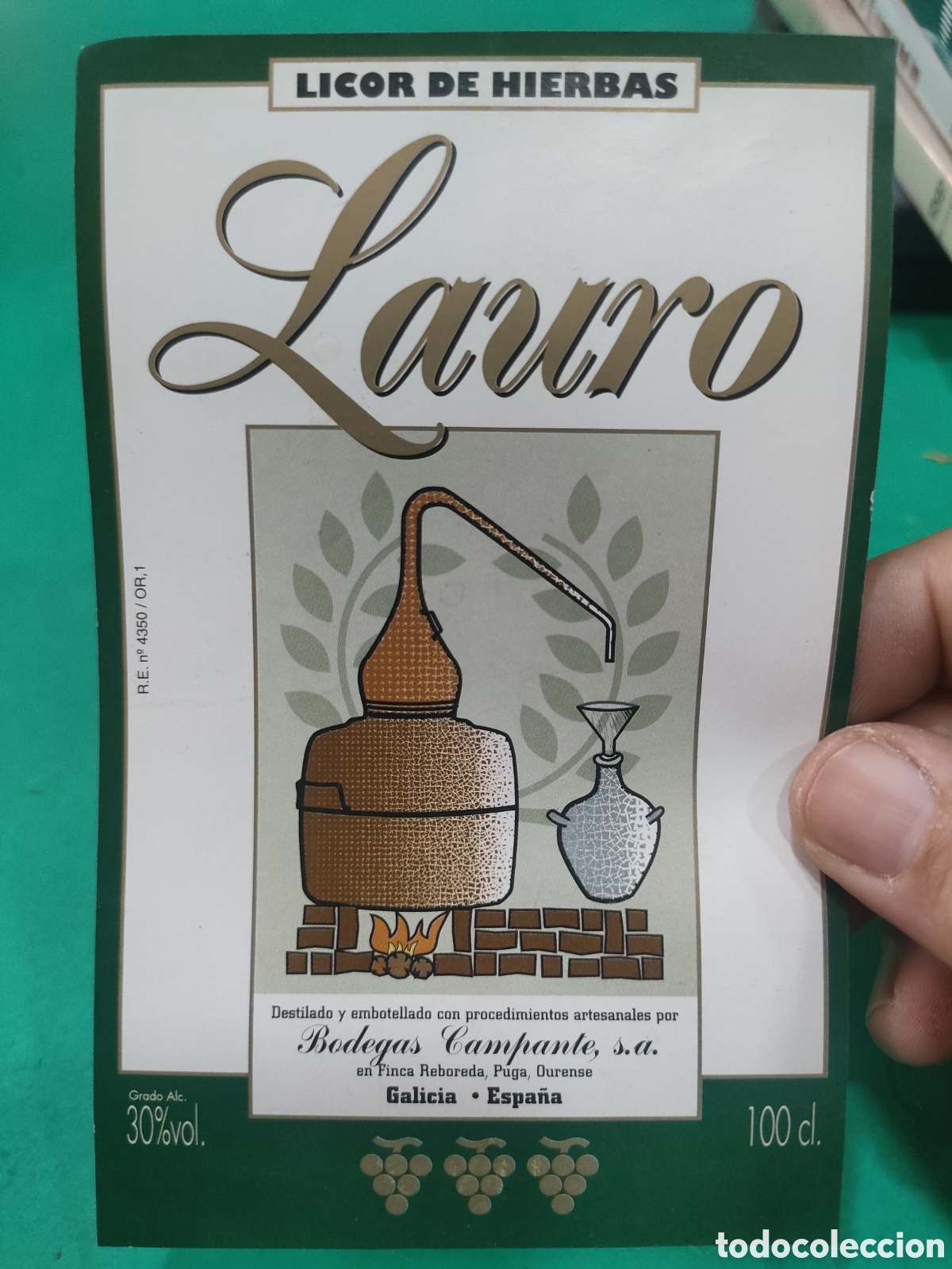 Etiquetas antiguas: Etiqueta LAURO Licor de Hierbas GALICIA