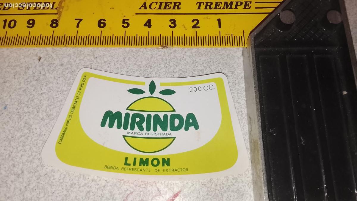 Etiquetas antiguas: antigua etiqueta original de BOTELLA DE refrescos MIRINDA LIMON DE LA COMPA&Ntilde;IA PEPSI 200 C.C.