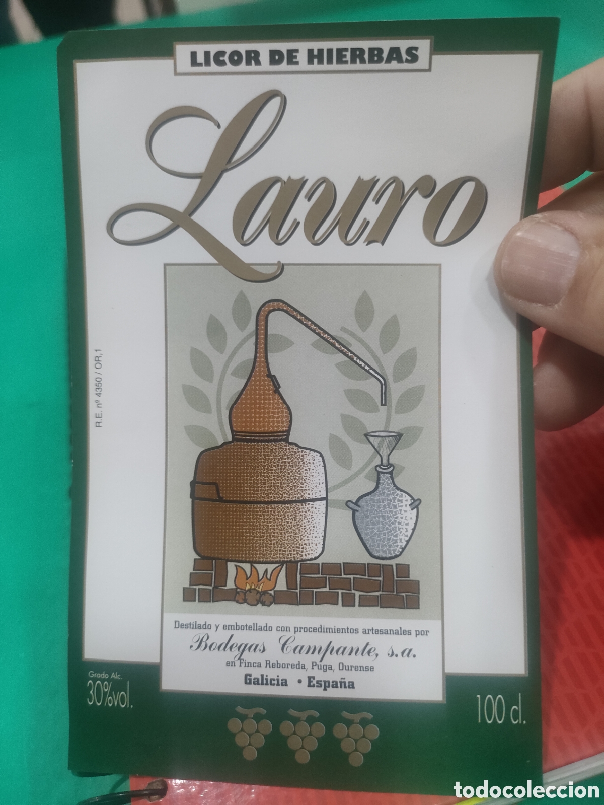 Etiquetas antiguas: Etiqueta LAURO Licor de Hierbas GALICIA